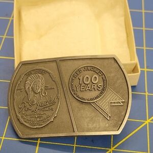 Red Jacket Pumps Davenport Iowa Silver Metal Belt Buckle in Original Box Vintage